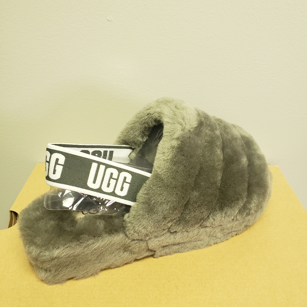 New women's UGG slippers